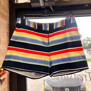 Vineyard Vines Black and Red Bermudas Dynamic Style